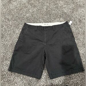 NWT Old Navy Gray Washed Men’s Shorts